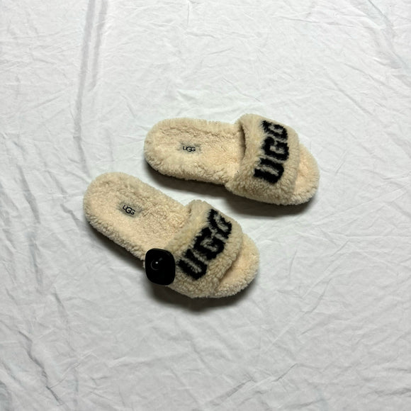 Ugg Sandals Size 6